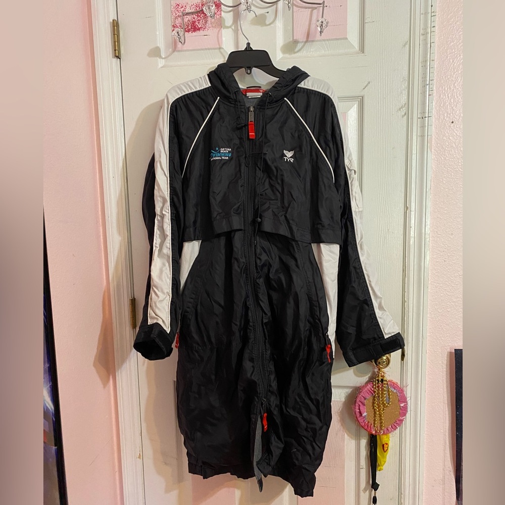 Worn TYR Parka